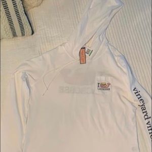 NWT Vineyard Vines Lacrosse hoodie Youth LG